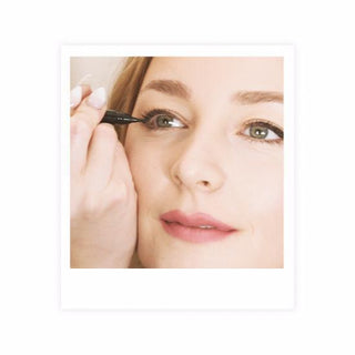 WHY MAKEUP ARTISTS LOVE OUR ESPRESSO EYELINER